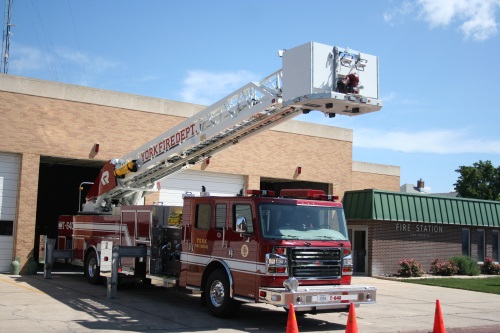 aerial fire truck